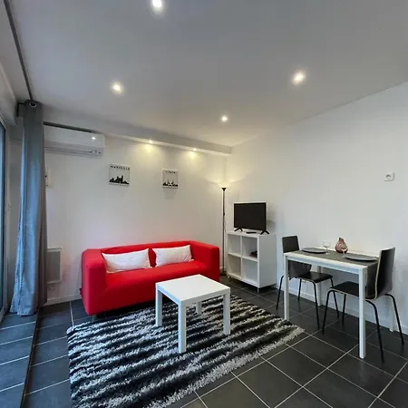 Confort & Style - Parking - Proche Gare Apartamento